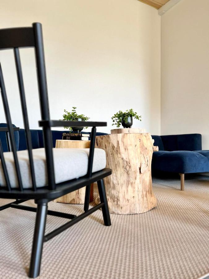 Апартаменты Smithjan - Main Road Stykkisholmi Стиккисхоульмюр Экстерьер фото